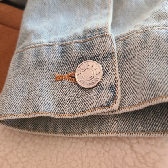 Patchwork Light Wash Denim Jacket Vegan Sherpa & Suede / Teddy Denim Jacket - Picture 5 of 11